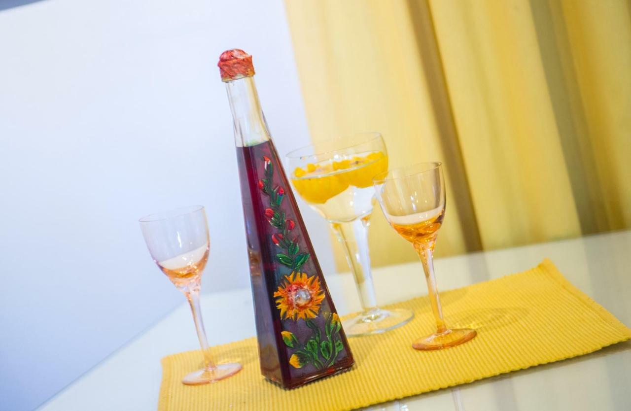 Yellow Lily Mostar Apartman ภายนอก รูปภาพ