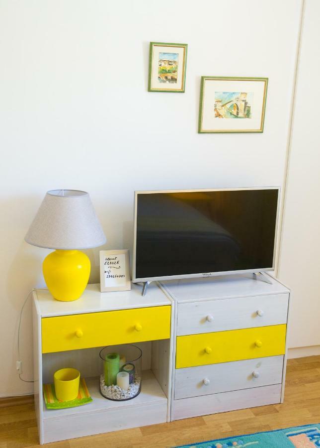 Yellow Lily Mostar Apartman ภายนอก รูปภาพ